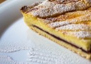 Crostata ai frutti di bosco con crema frangipane